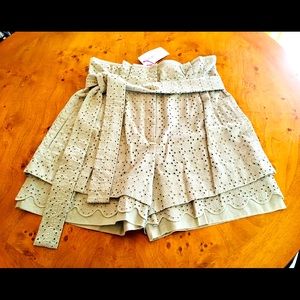 See by Chloe Pleated Eyelet Scallop Shorts Taupe 6